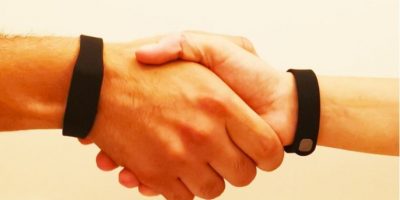 Biglietti da visita addio, basterà una “s...