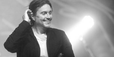 Cristiano De Andrè canta il  Sessantotto di pap...