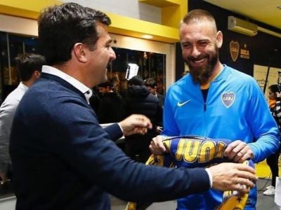 De Rossi, i video del tour nella sede del Boca Juniors