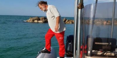 Ancona, giovane di 27 anni annega mentre fa il ...