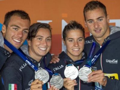 Mondiali nuoto, Italia d’argento nella staffetta mista 5 km