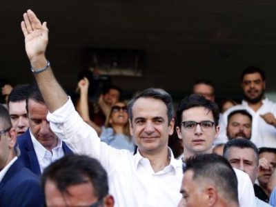 Grecia, alle urne vince il centrodestra di Mitsotakis