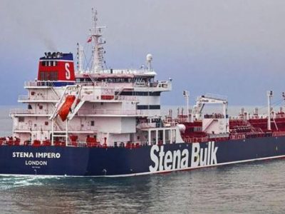 Iran, i Guardini della rivoluzione sequestrano petroliera inglese