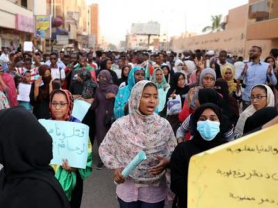 Sudan: dopo l’uccisione di 5 liceali, chiuse tutte le scuole