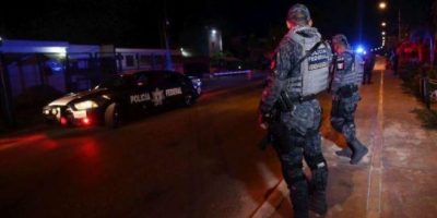 Spari in un bar di Acapulco: cinque morti e sei...