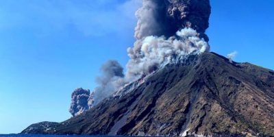 Erutta lo Stromboli, muore un escursionista di ...