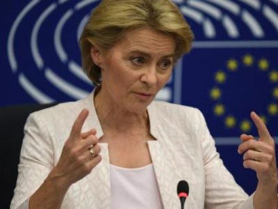 Covid-19, von der Leyen: “Anziani in isolamento fino alla fine dell’anno”