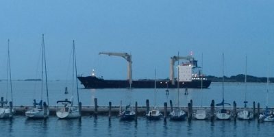 Nave incagliata a Venezia. Nel pomeriggio le op...