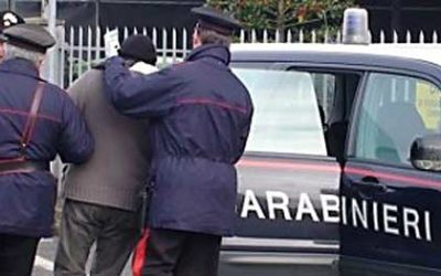 Stalking, arrestati due uomini minacciosi e violenti