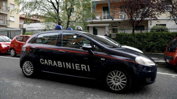 cingalese spara figlia