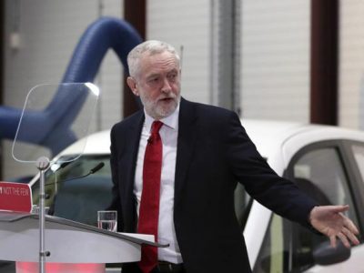 Corbin ci ripensa e da l’ok a un secondo referendum sulla Brexit