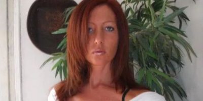 Fredda la ex moglie a colpi di pistola in un ri...