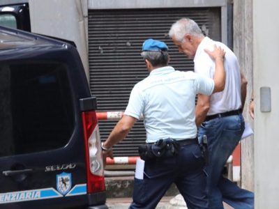 Roberto Formigoni esce dal carcere e va agli arresti domiciliari