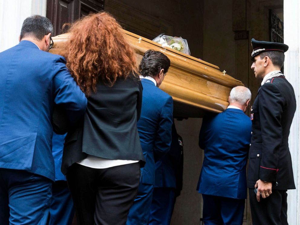 funerali mario cerciello rega