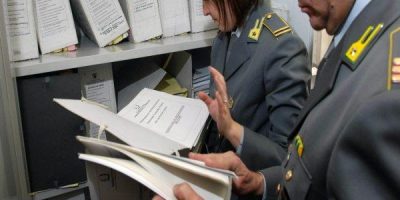 La GdF scopre falso dentista a Forio d’ I...