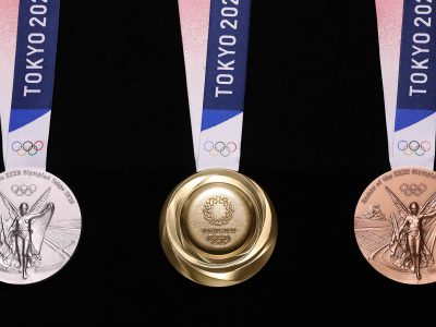 Tokyo 2020: medaglie realizzate dal riciclo di smartphone
