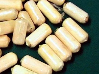 Fermata coppia di nigeriani. Avevano lo stomaco pieno di ovuli di coca