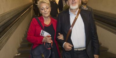 Lettera-sfogo di Tiziano Renzi al figlio agli a...