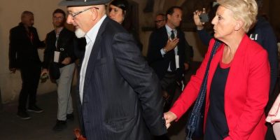 Le fatture false dei coniugi Renzi, la sentenza...