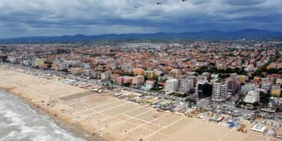 Riminese aggredito dopo aver baciato il proprio...