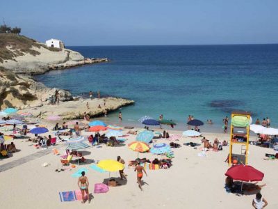 Malore e annegamento 2 morti sulle spiagge della Sardegna