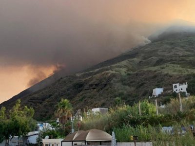 Stromboli, la situazione sta lentamente tornando alla normalità