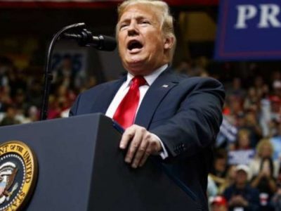 L’attacco delle deputate dem non scalfisce Trump, anzi lo rafforza