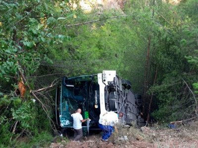 Turchia, bus di turisti si rovescia, numerosi i feriti
