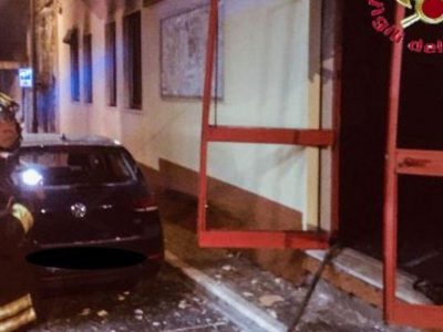 Attentati nel nuorese, danneggiata sede pd e l’auto di un sindaco