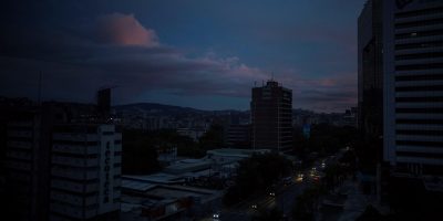 Venezuela, nuovo blackout. Si ipotizza un attac...