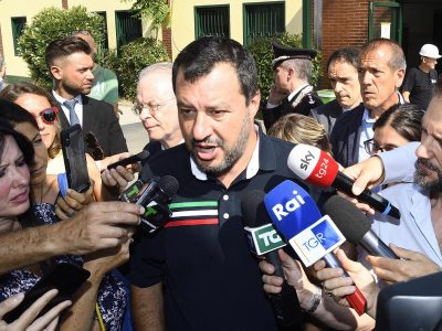Salvini su flat tax: “Tria non taglia le tasse? Il problema sono io o lui”
