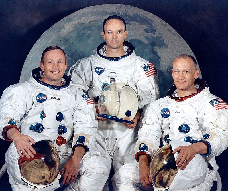 Gli astronauti dell'Apollo 11: da sinistra a destra Neil Amtrong,  Michael Collins e  Buzz Aldrin