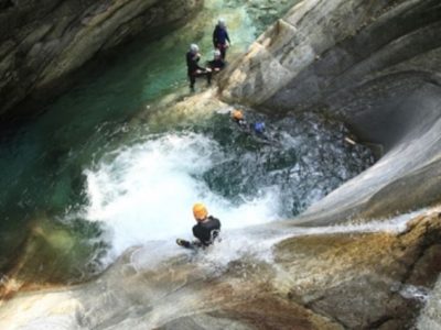 Valchiavenna, due austriaci muoiono praticando canyoning