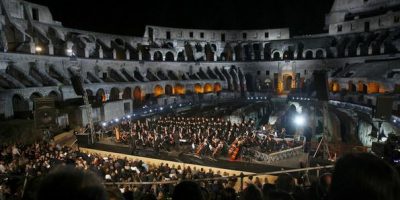Calcio, al Colosseo il concerto inaugurale di E...