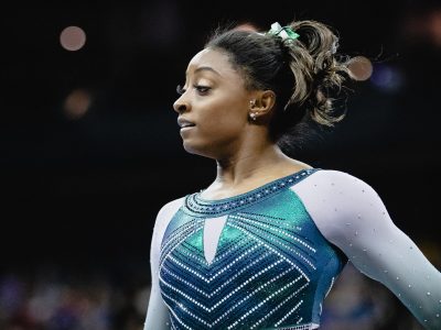 Video: Simon Biles incanta tutti alla trave con una performance straordinaria