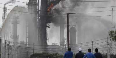 Texas, incendio in raffineria: sono 37 le perso...