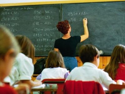 Scuola, allarme sindacati: in cattedra un supplente su cinque