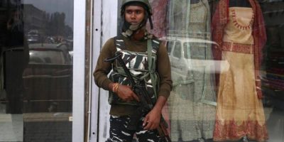 Allerta sicurezza in Kashmir, evacuate 20 mila ...