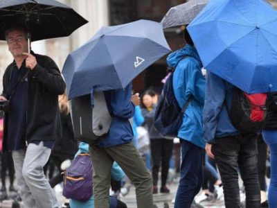 Maltempo: breve tregua al centronord, ma da mercoledì tornerà a piovere