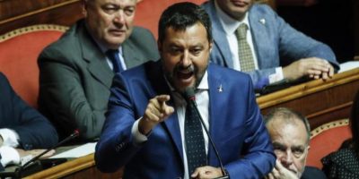 Salvini accetta il taglio dei parlamentari: ...