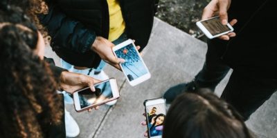 Uso prolungato cellulari,  l’Iss: non cre...