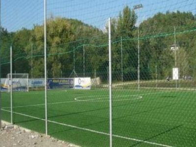 Colpi di pistola fra pregiudicati alla partita di calcetto