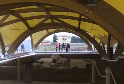 Ancora un incendio doloso al Parco archeologico del Cofino