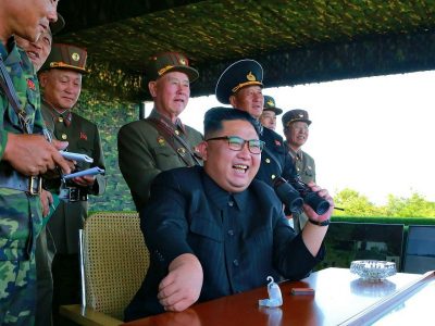Kim Jong Un annuncia “Saremo invincibili avanti  i lanci”