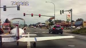 Incredibile atterraggio d’emergenza in me...