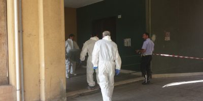 Trovato in casa cadavere di una donna in decomp...