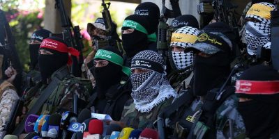 Attacchi aerei di Israele su Gaza dopo l’...