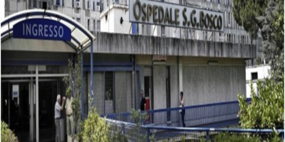 Napoli, dottoressa aggredita e picchiata al pro...