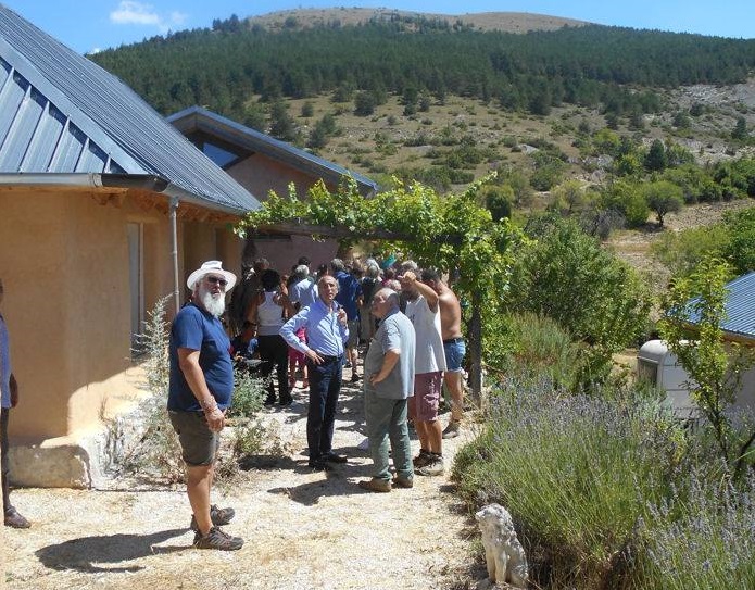 Pescomaggiore, Ecovillaggio