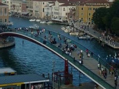 Ponte della Costituzione sul Canal Grande, condannato l’architetto